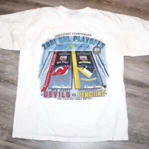 Vintage 2000s y2k NHL Pittsburgh Penguins Hockey New Jersey Devils shirt